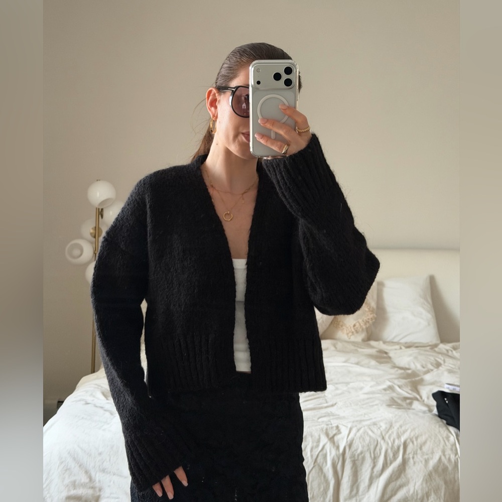 Zara Black Open V-Neck Cozy Knit Cardigan Sweater